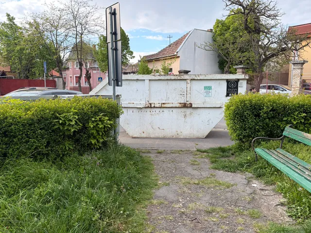 KÉP — alt szöveg pótlandó (AI-javaslat + szerkesztői jóváhagyás)